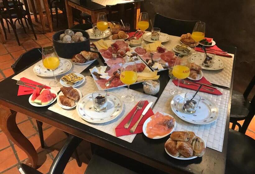 غرفة ديلوكس عائلية, B&b Sablon Antwerp