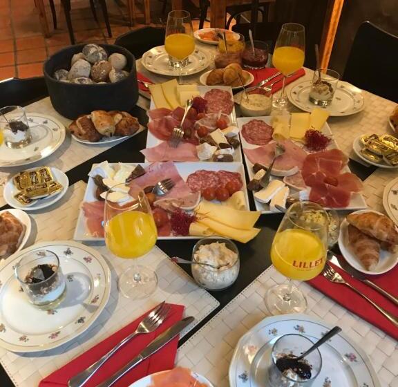 غرفة ديلوكس عائلية, B&b Sablon Antwerp