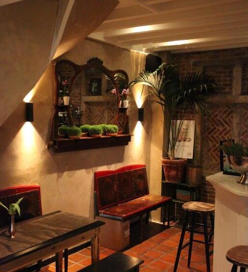 غرفة ديلوكس عائلية, B&b Sablon Antwerp