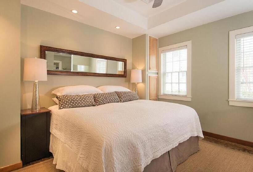 身障者適用キングサイズベッドルーム, 8 Dyer