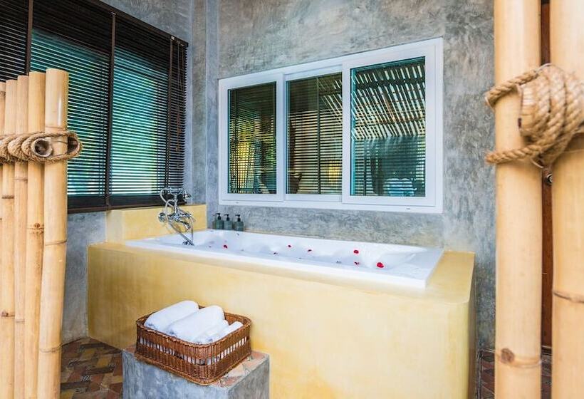 ویلای 1 خوابه, Bora Bora Villa Phuket