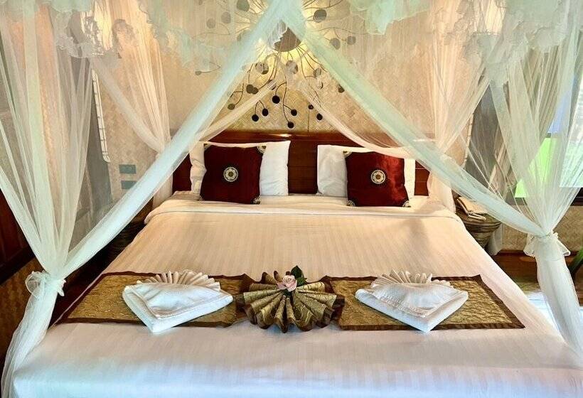 ویلای 1 خوابه, Bora Bora Villa Phuket