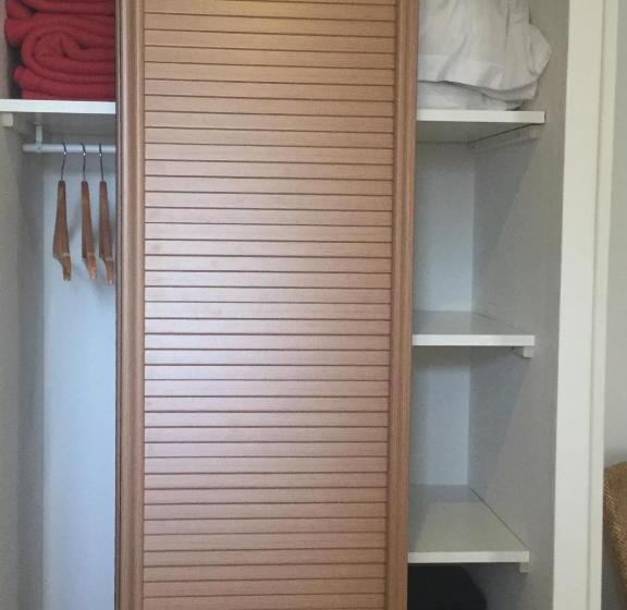 标准间, Nouvel Hôtel Du Commerce