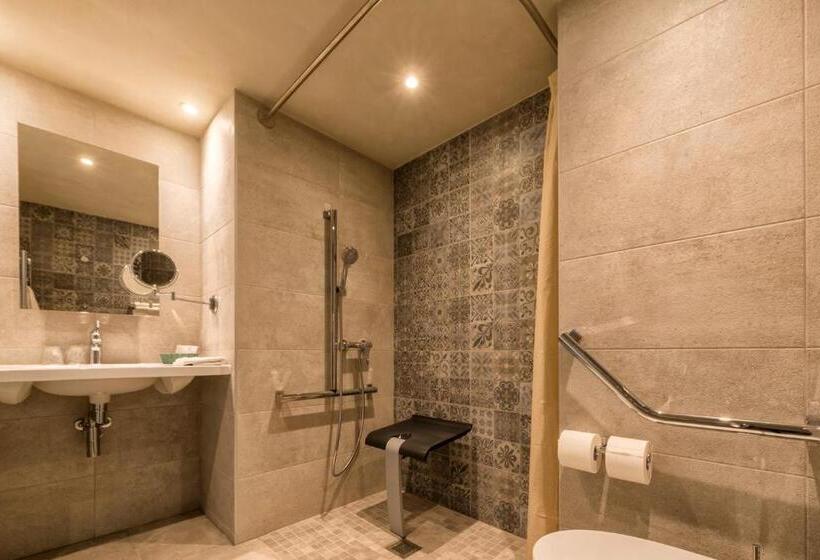 适合残疾人使用的标准间, Nouvel Hôtel Du Commerce