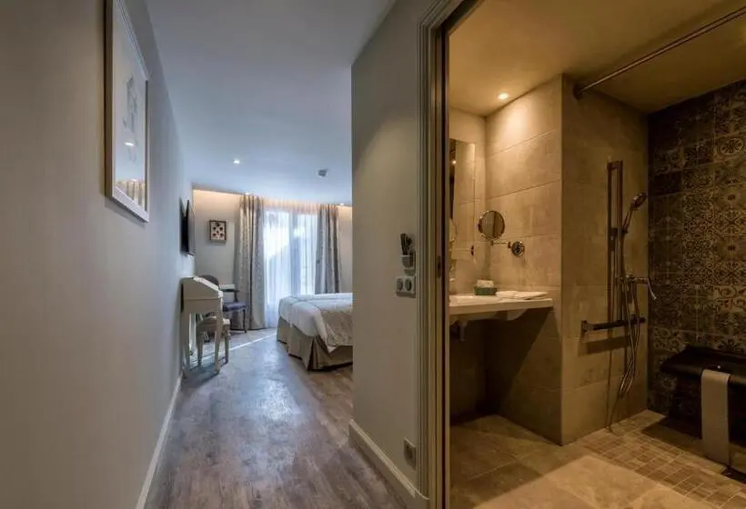 身障者適用スタンダードルーム, Nouvel Hôtel Du Commerce