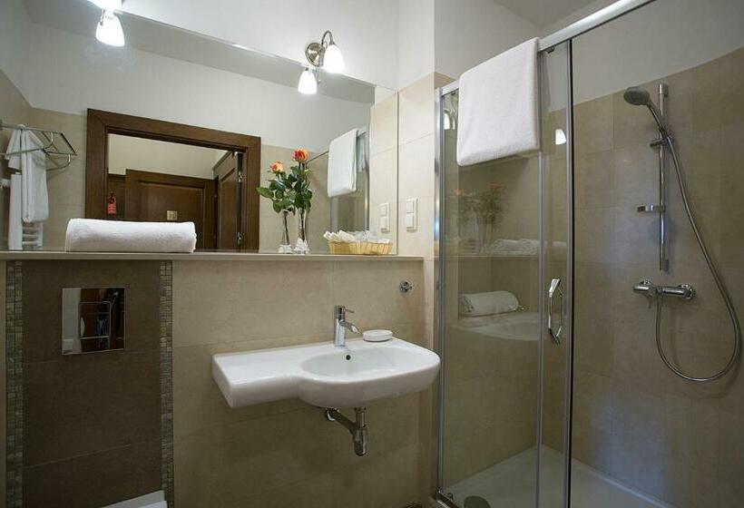 סטודיו דלוקס, Polanka Conference Center