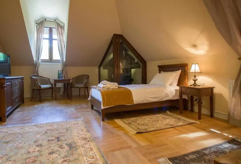 Deluxe-huone, Polanka Conference Center