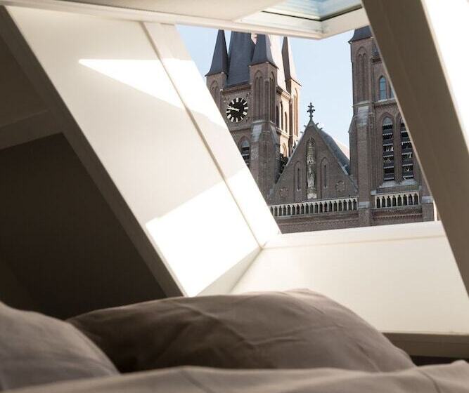 デラックスルーム, De Bankier