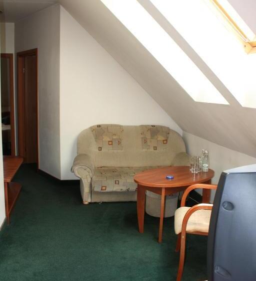 آپارتمان 1 خوابه, Saol