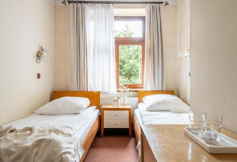 Четырехместный Номер Стандарт, Willa Bór