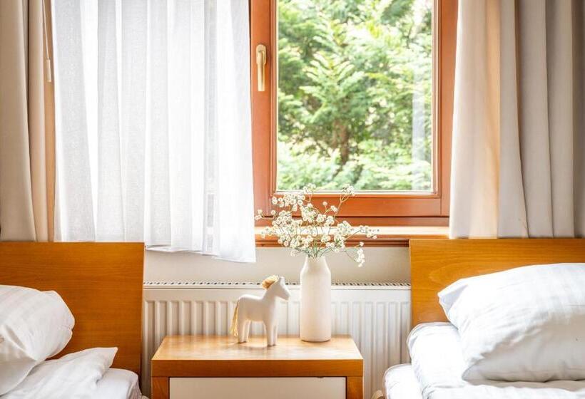 Четырехместный Номер Стандарт, Willa Bór