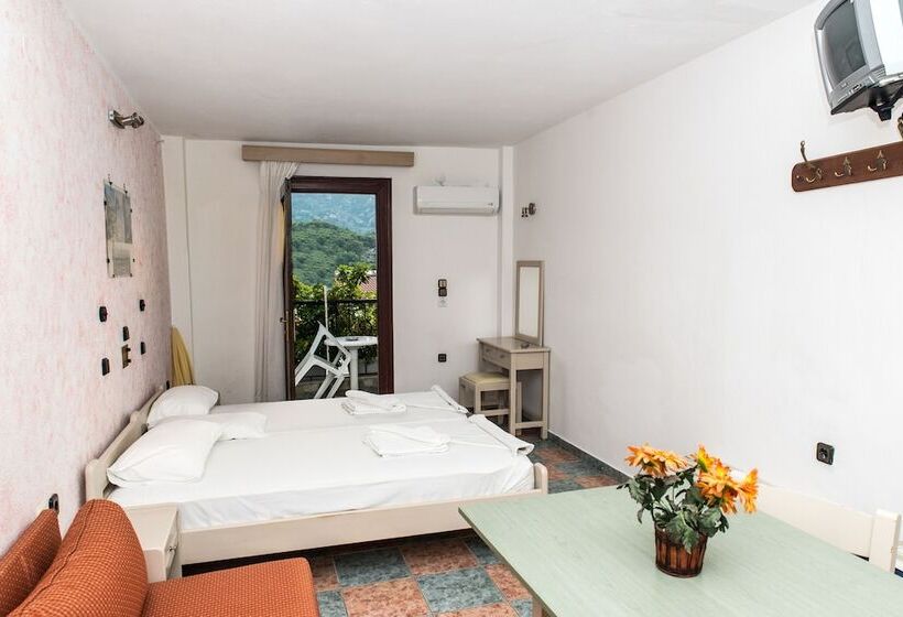 استودیوی استاندارد, Villa Maria