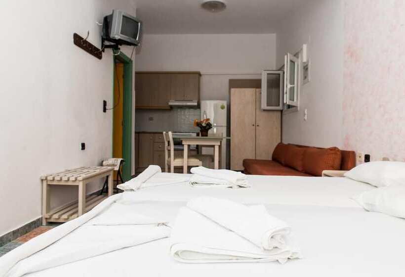 استودیوی استاندارد, Villa Maria