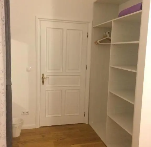 اتاق استاندارد, Aurelia Rooms