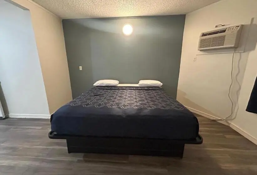 اتاق استاندارد با تخت بزرگ, Budget Inn Hollywood