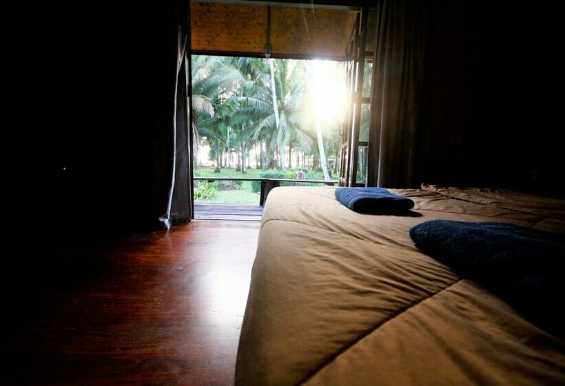 小室, Koh Kood Neverland Beach Resort