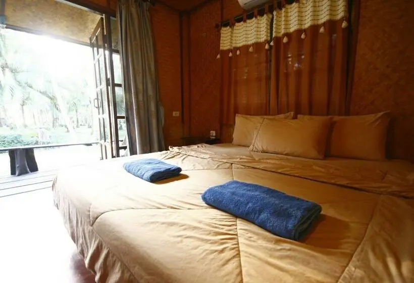کابین, Koh Kood Neverland Beach Resort