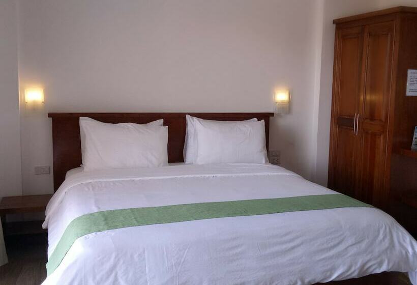 اتاق لوکس, Manarra Sea View Resort