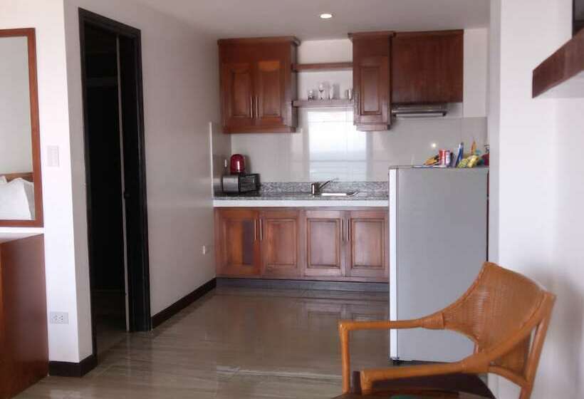 اتاق لوکس, Manarra Sea View Resort