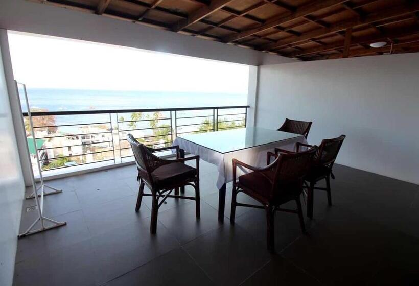 سوئیت اجرایی با چشمانداز دریا, Manarra Sea View Resort