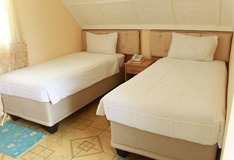 اتاق استاندارد, Sunset Junction Lodges & Tours