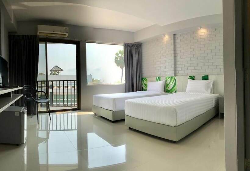 غرفة قياسية, The Pat