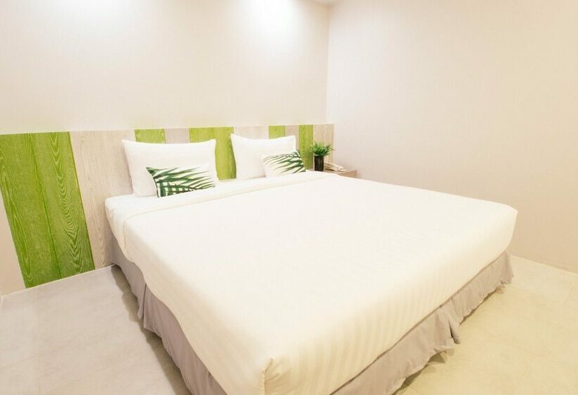 غرفة قياسية, The Pat