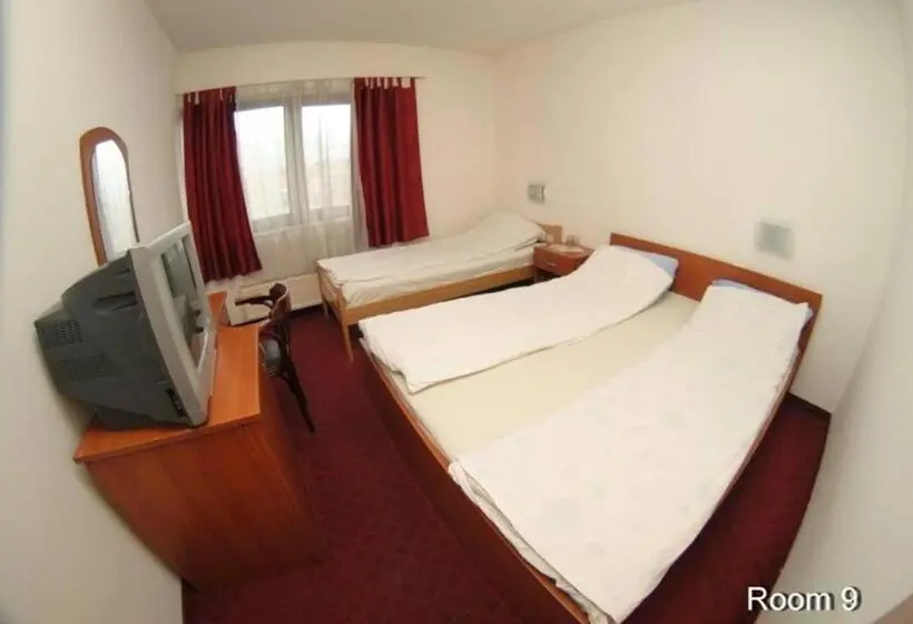 اتاق استاندارد سه نفره, Motel Bella Italia