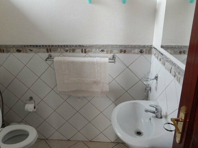 חדר משפחתי, Marumadi   Planeta Mocambique