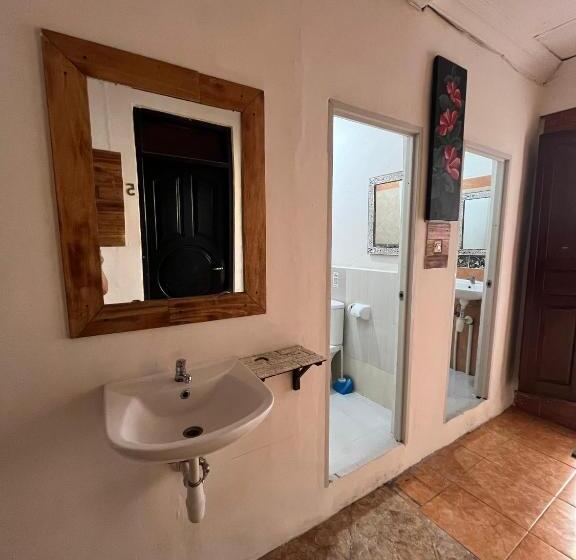 غرفة قياسية حمام مشترك, Oda Guest House Ubud