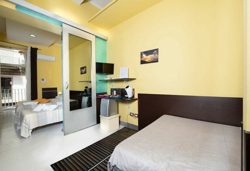 اتاق خانوادگی, Chiaia Relax