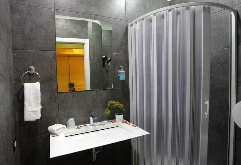 اتاق خانوادگی, Chiaia Relax