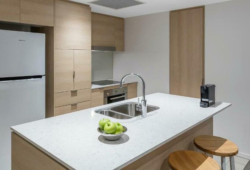 סוויטה נוף לים, Avani Broadbeach Residences