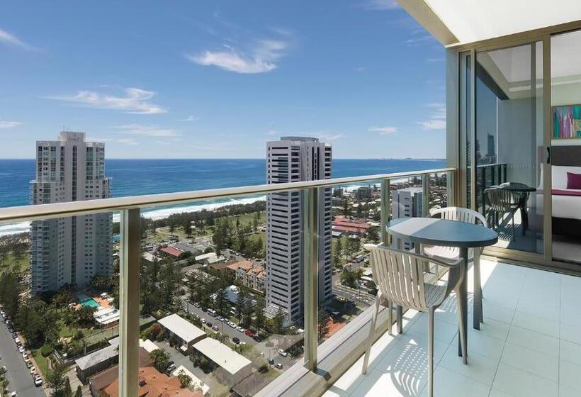 סוויטת פרמיום עם נוף לים, Avani Broadbeach Residences