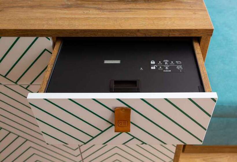 带大床的标准间, Hampton Inn & Suites By Hilton Warrington Horsham