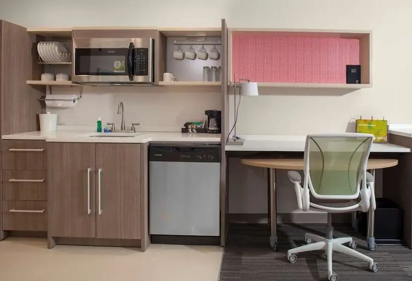 身障者適用スイートルーム, Home2 Suites By Hilton Lake Charles, La