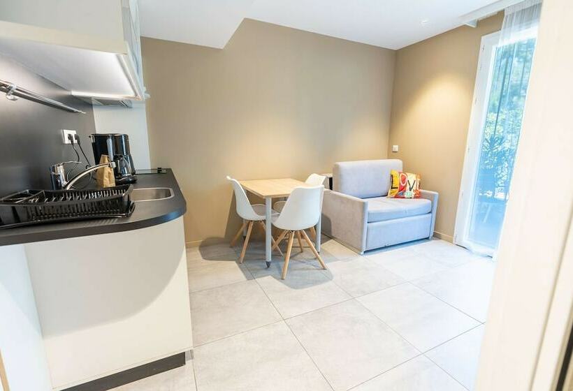 이그제큐티브 스튜디오, Kyriad Résidence Cabriès   Plan De Campagne