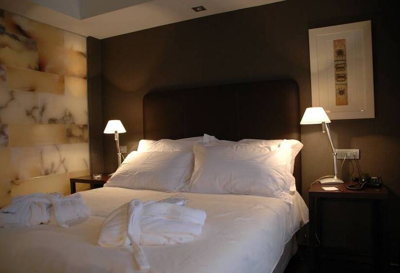 标准间, La Trufa Negra