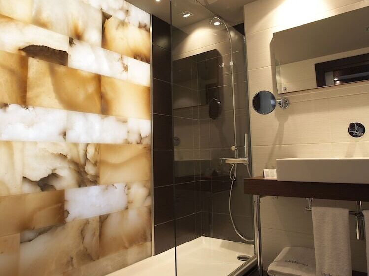 标准间, La Trufa Negra