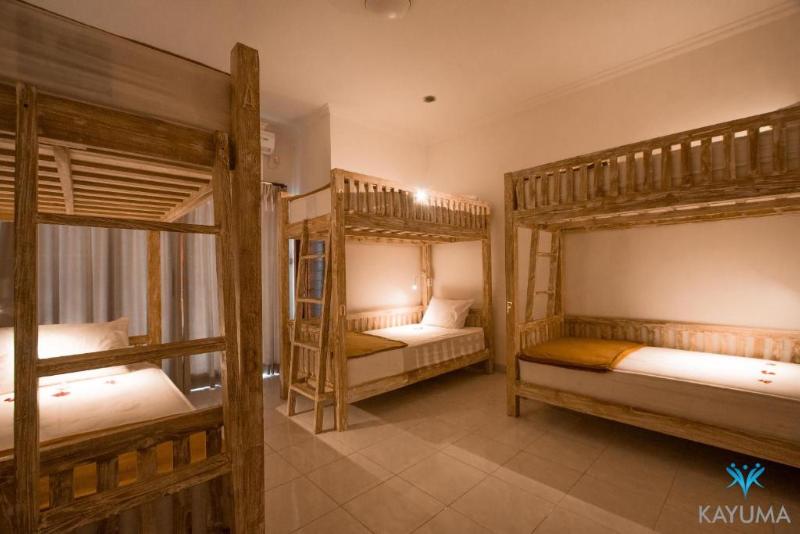 מיטה בחדר משותף, Kayuma House Canggu