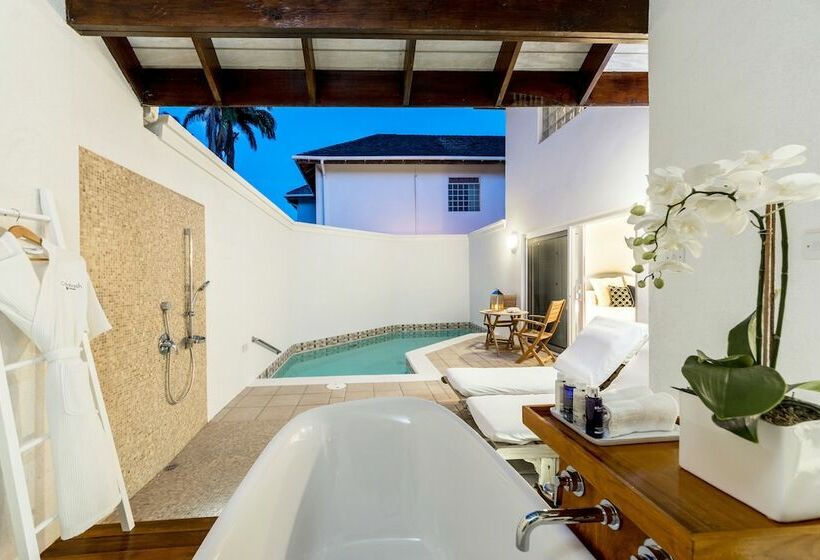 سوییت با استخر, Calabash