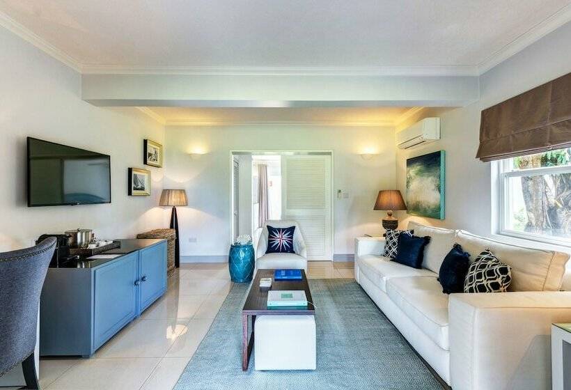 سوییت با استخر, Calabash