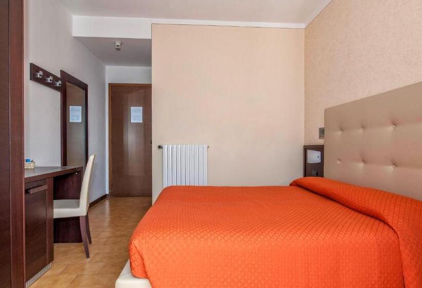 غرفة قياسية مطلة على الجبل, Bellavista