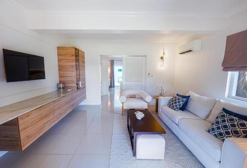 سوییت با استخر, Calabash