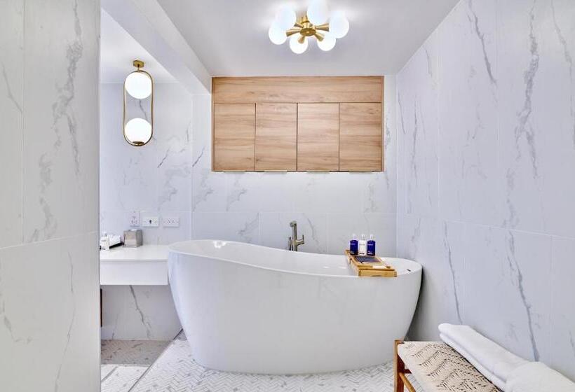 سوییت سوپریور, Calabash