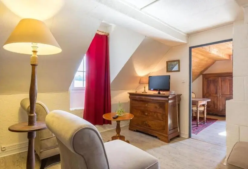 ファミリールーム, Hôtel & Spa Château De La Côte   Brantôme