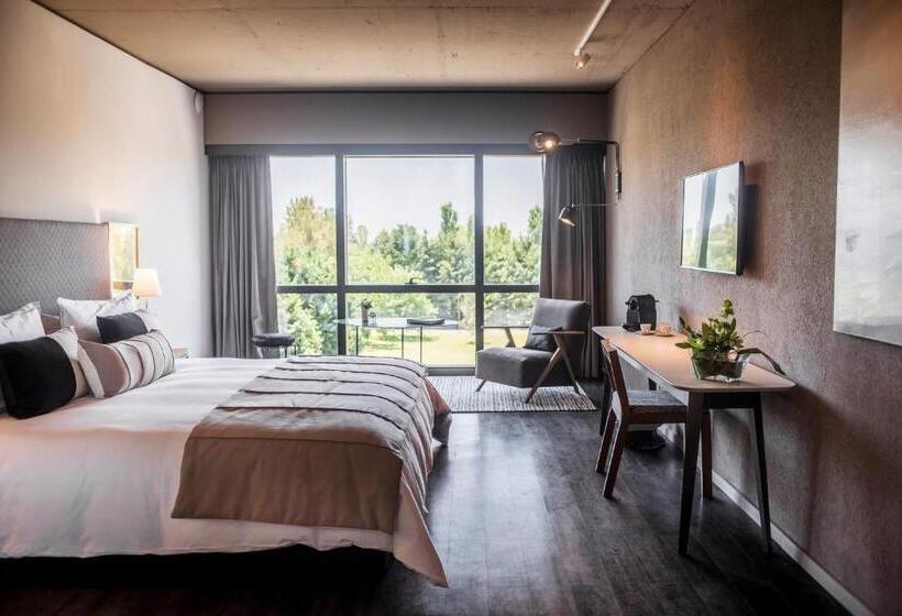 סוויטה דלוקס, Kos Pilar