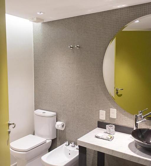 סוויטה אקזקיוטיב, Kos Pilar