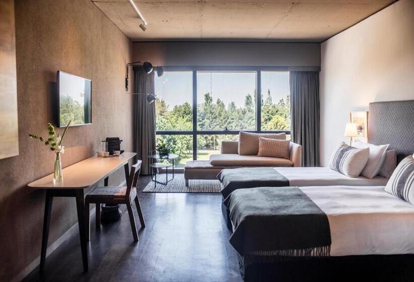 סוויטת דופלקס, Kos Pilar