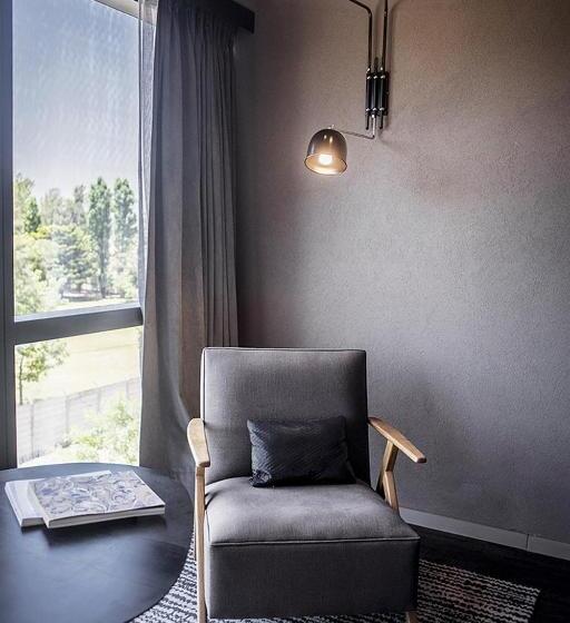 סוויטת דופלקס, Kos Pilar